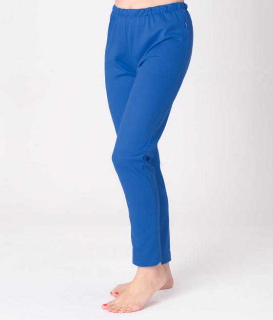 EMF blocking blue leggings Leblok on legs