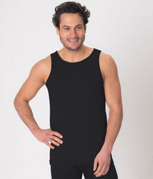  EMF protective vest Leblok in black on a man - front